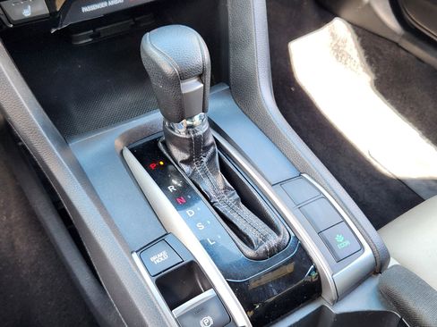 Used 2019 Honda Civic EX image 27