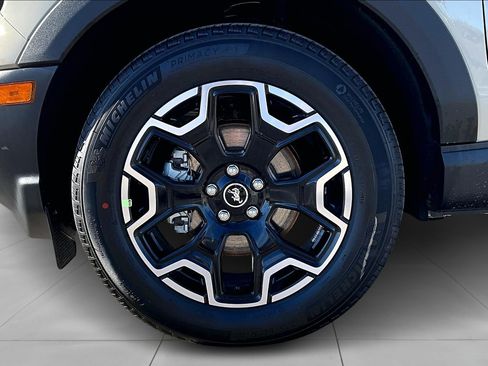 New 2025 Ford Bronco Sport Outer Banks w/ Outer Banks Tech Package+ image 12