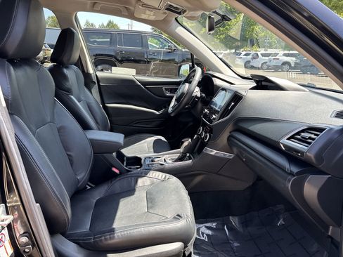 Used 2019 Subaru Forester Touring AWD/4WD image 4