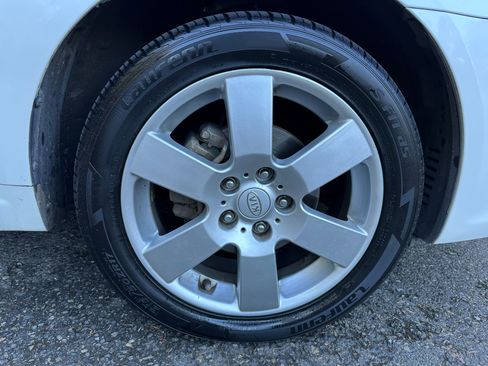 Used 2009 Kia Optima EX w/ Premium Pkg image 9