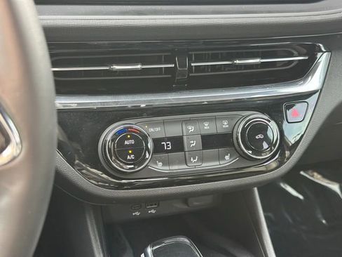 Used 2025 Buick Envista Sport Touring w/ Convenience I Package image 20