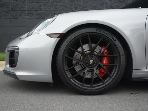 Used 2018 Porsche 911 Carrera GTS RWD image 33