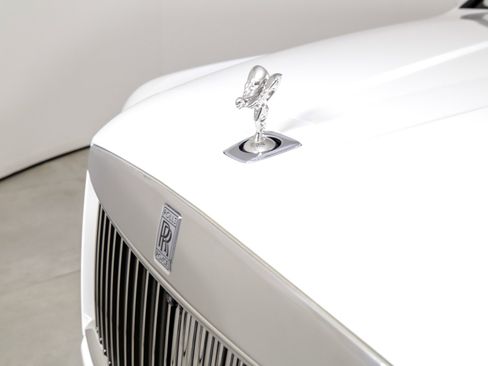 Certified 2025 Rolls-Royce Cullinan image 43