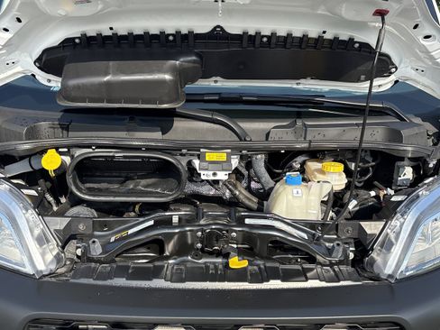 New 2025 RAM ProMaster 3500 w/ Premium Convenience Group image 34