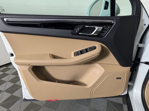 New 2026 Porsche Macan S AWD/4WD image 25