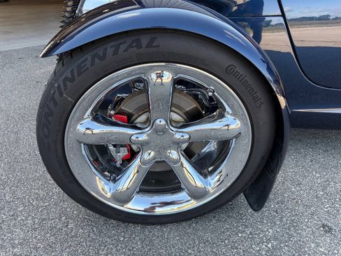 Used 2001 Chrysler Prowler RWD image 33