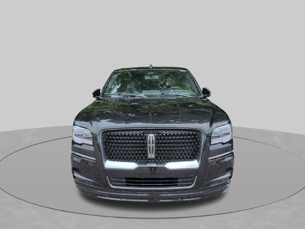 Used 2023 Lincoln Navigator Reserve AWD/4WD image 25