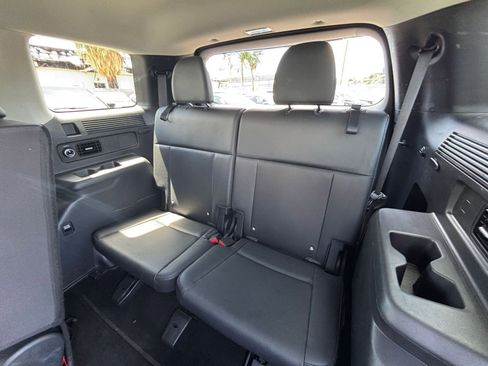 Used 2025 Hyundai Santa Fe SEL AWD/4WD image 23