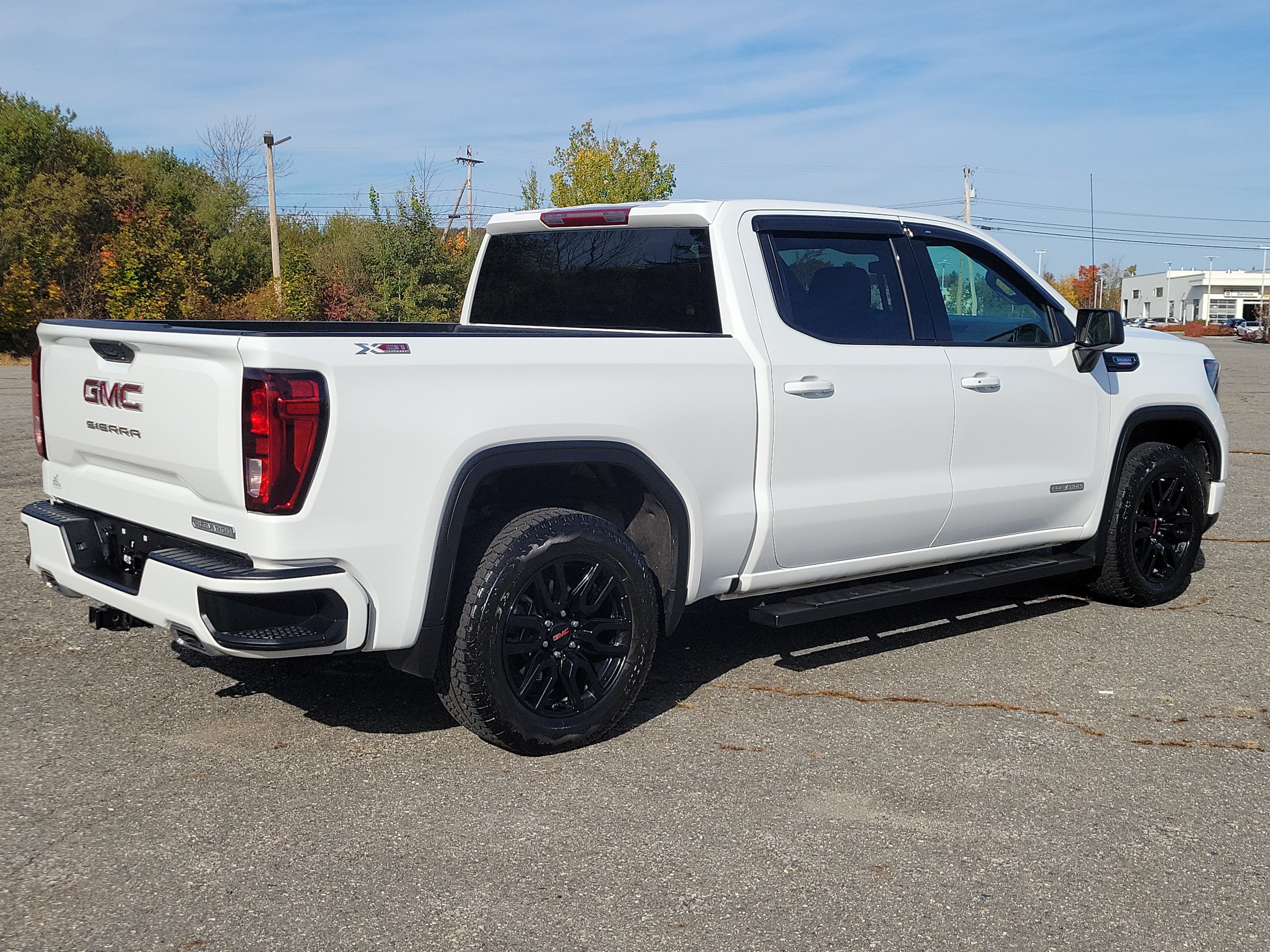 Used 2025 GMC Sierra 1500 Elevation w/ X31 Off-Road Package AWD/4WD image 5