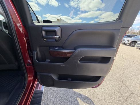 Used 2018 GMC Sierra 1500 SLT image 29