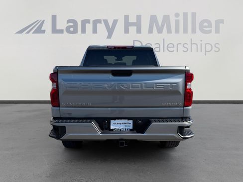 Used 2026 Chevrolet Silverado 1500 Custom RWD image 4