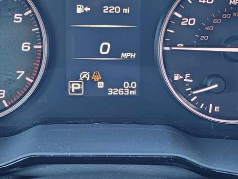 Certified 2025 Subaru Outback Premium image 7