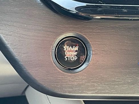 New 2025 Nissan Murano SL image 34