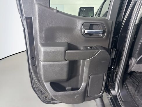 Used 2020 Chevrolet Silverado 1500 Custom w/ Rally Edition image 24