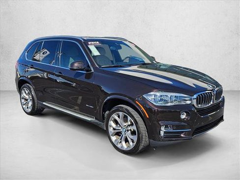 Used 2018 BMW X5 xDrive35i w/ M Sport Package AWD/4WD image 3