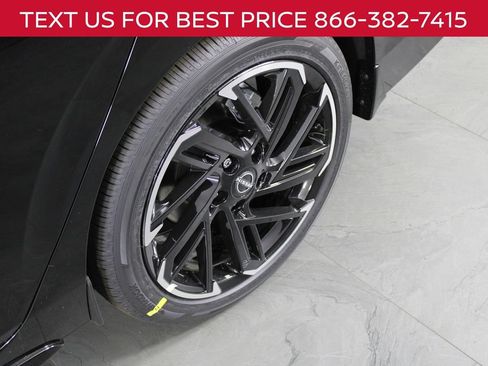 New 2026 Nissan Sentra SR w/ SR Premium Package FWD image 9