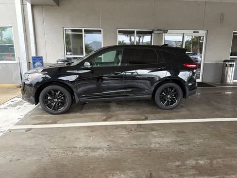 Used 2025 Acura RDX SH-AWD image 14