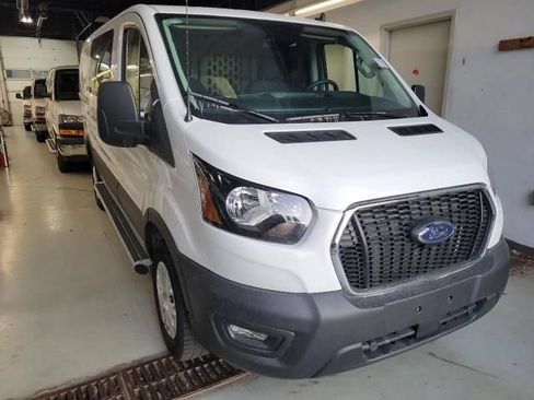 Used 2025 Ford Transit 250 Low Roof w/ Exterior Upgrade Package RWD image 2