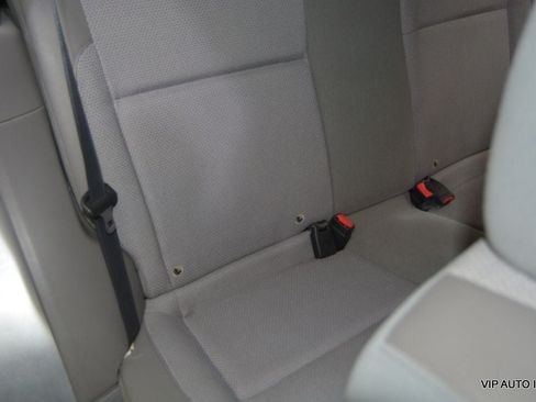 Used 2004 Subaru Forester 2.5X AWD/4WD image 26