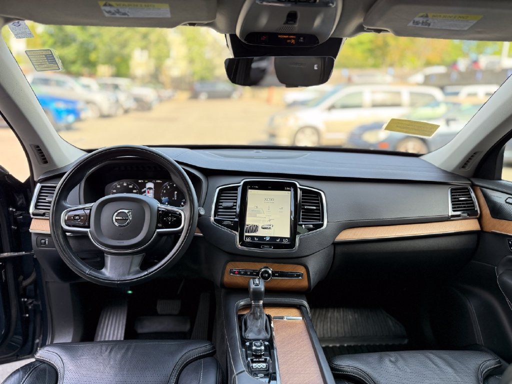 Used 2020 Volvo XC90 T6 Inscription w/ Protection Package Premier AWD/4WD image 11