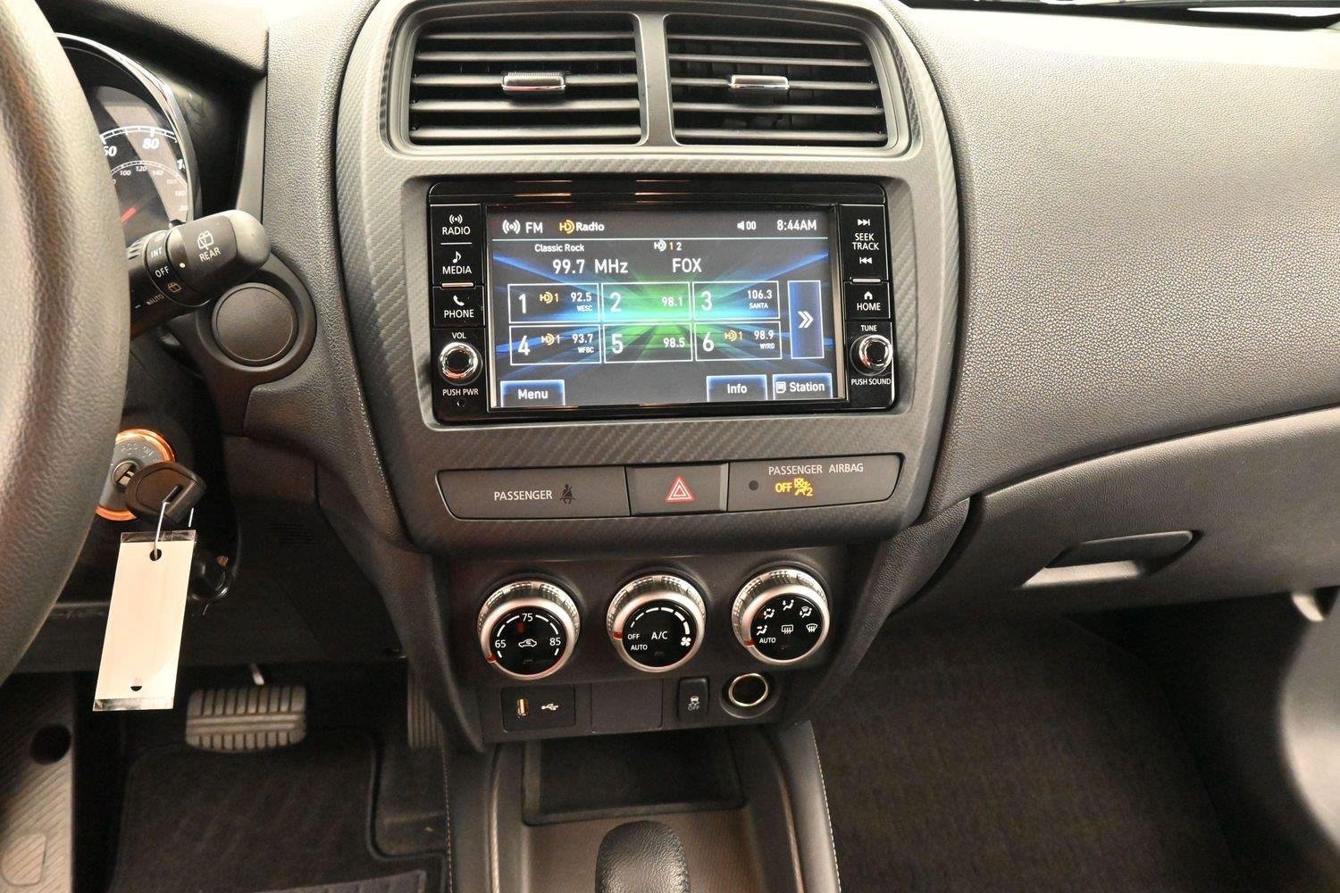 Used 2023 Mitsubishi Outlander Sport ES AWD/4WD image 18