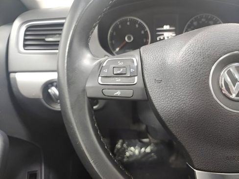 Used 2014 Volkswagen Jetta SE image 27