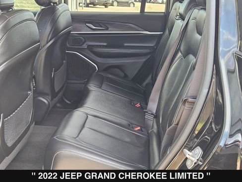Used 2022 Jeep Grand Cherokee Limited AWD/4WD image 17