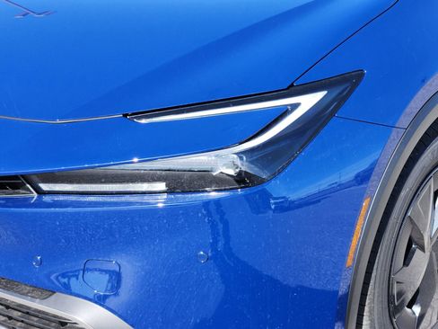 New 2026 Toyota Prius Plug-In Hybrid FWD image 10