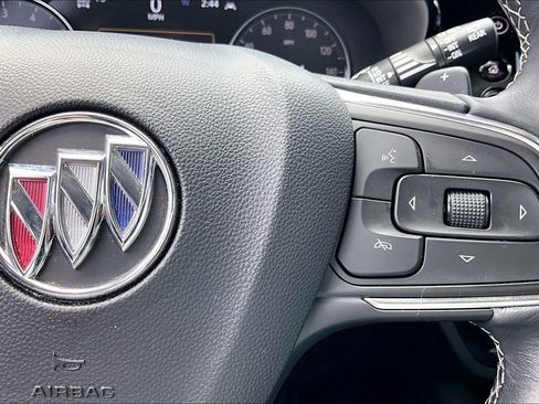 Used 2023 Buick Envision Essence w/ Sport Touring Package AWD/4WD image 27