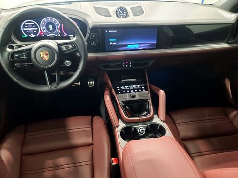 New 2026 Porsche Cayenne S image 12