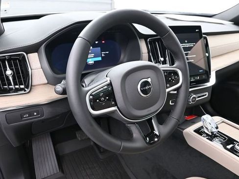 New 2026 Volvo XC90 T8 Plus w/ Protection Package Premier image 12