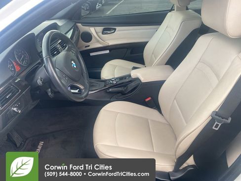 Used 2011 BMW 328i Convertible RWD image 5