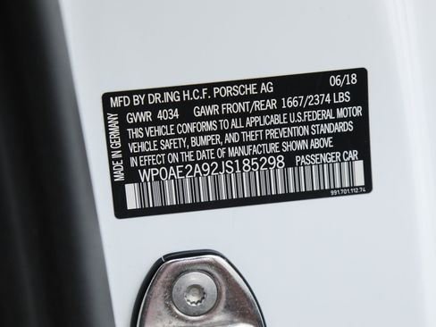 Used 2018 Porsche 911 GT2 RS image 40