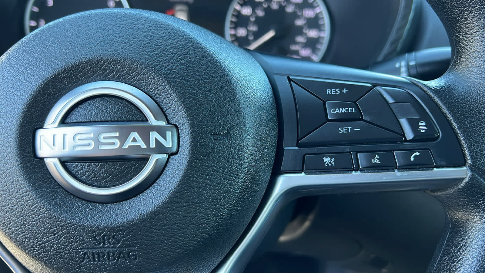 Used 2024 Nissan Sentra SV FWD image 20