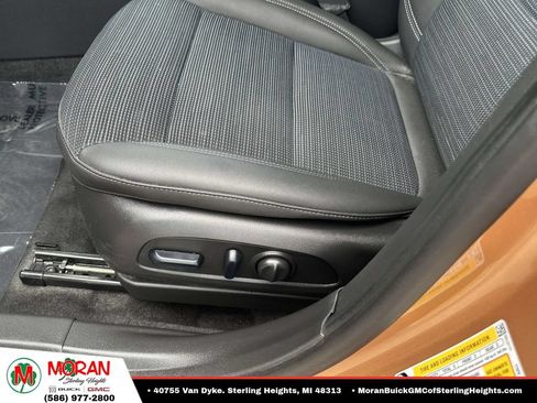 Used 2024 Buick Envista Preferred w/ Convenience I Package FWD image 18