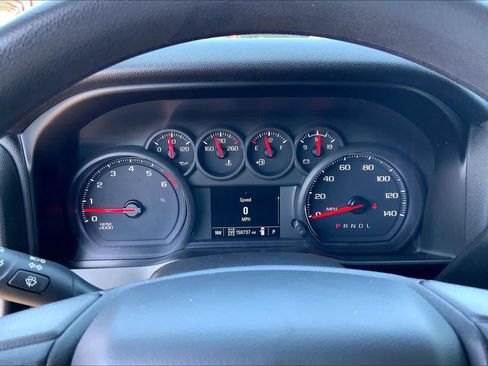 Used 2021 Chevrolet Silverado 1500 Custom Trail Boss AWD/4WD image 26