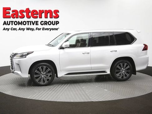 Used 2018 Lexus LX 570 4WD w/ Luxury Package image 69