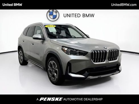 Used 2024 BMW X1 xDrive28i w/ Convenience Package AWD/4WD image 3