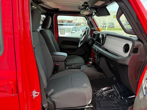 Used 2025 Jeep Wrangler Unlimited Sport S 4xe image 21