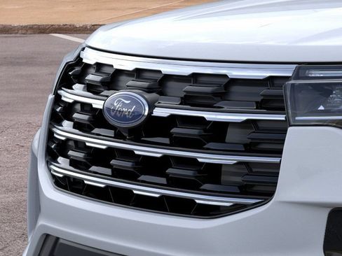 New 2026 Ford Explorer Active w/ Active Comfort Package AWD/4WD image 17