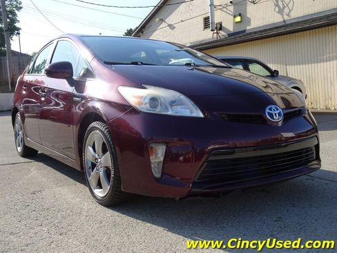 Used 2013 Toyota Prius Persona Series FWD image 5