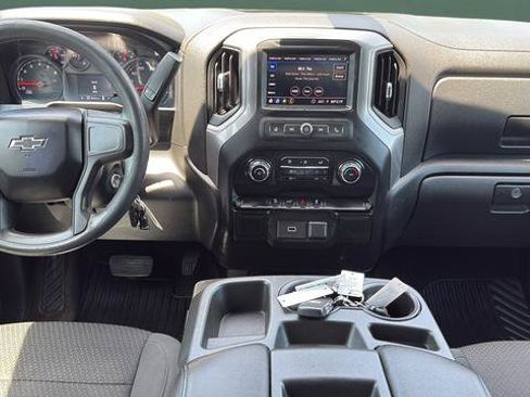 Used 2020 Chevrolet Silverado 1500 Custom Trail Boss w/ Custom Convenience Package AWD/4WD image 24