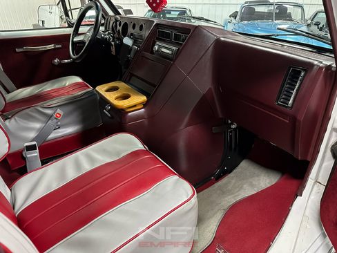 Used 1986 Chevrolet G20 image 35