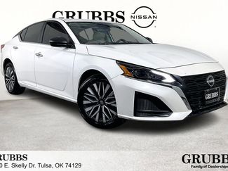 Used 2024 Nissan Altima 2.5 SV video 1