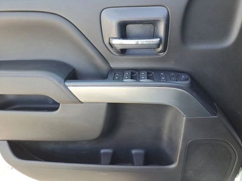 Used 2018 Chevrolet Silverado 1500 LT w/ Max Trailering Package image 18