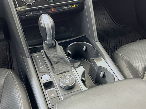 Used 2019 Volkswagen Atlas SEL Premium AWD/4WD image 22