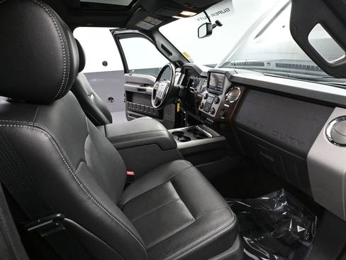 Used 2016 Ford F350 Lariat w/ Lariat Ultimate Package image 48