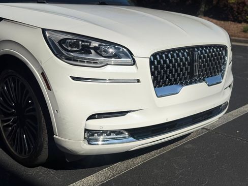 Used 2022 Lincoln Aviator Black Label w/ Dynamic Handling Package image 14