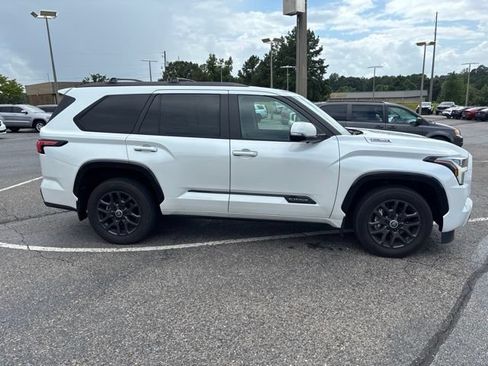 Used 2024 Toyota Sequoia Platinum AWD/4WD image 2