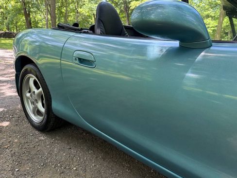 Used 2001 MAZDA MX-5 Miata RWD image 97